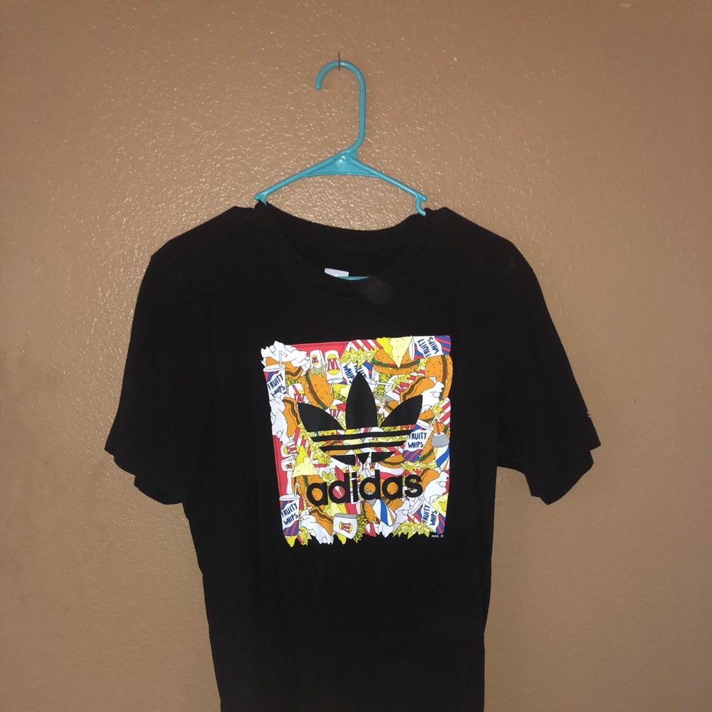 Adidas tee